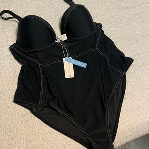 Cupshe Woman’s 3x black swimsuit